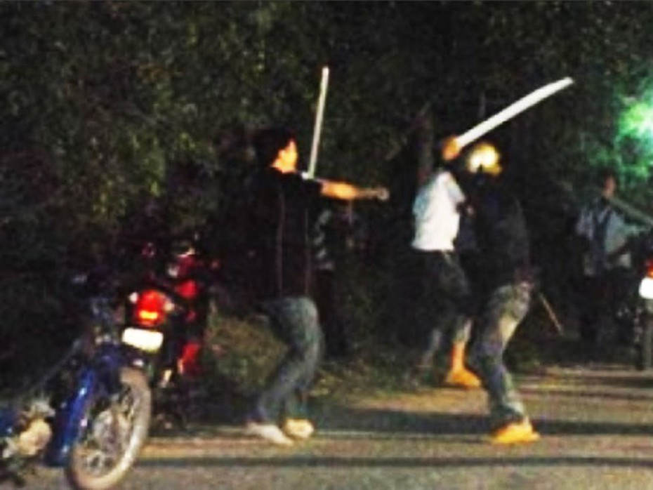 Tạm giữ 6 đối tượng cố ý gây thương tích vì tranh chấp bảo kê