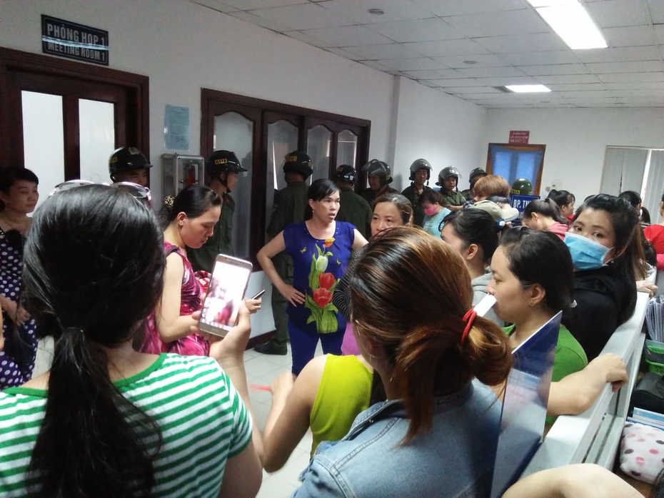 Công nhân hoang mang vì doanh nghiệp chây ì bảo hiểm, giám đốc "chạy" về nước