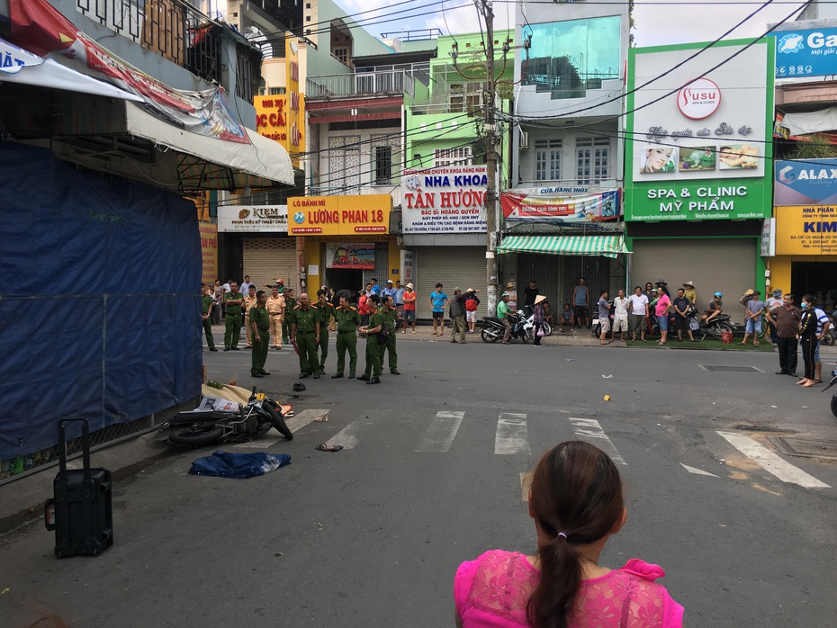 Làm rõ nghi án tài xế taxi tông hai người thương vong rồi bỏ trốn