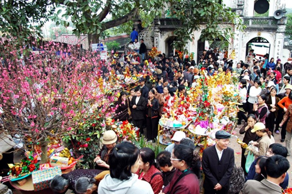 Thơ Tết: Cảnh chùa ngày Xuân