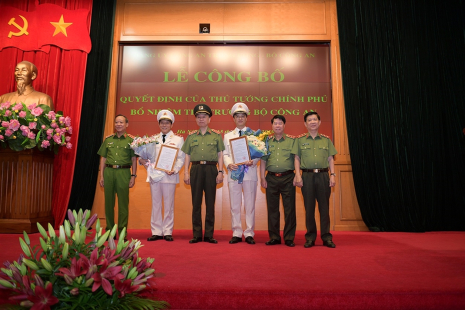 Không thể bỏ lỡ: Nữ sinh nghi mất tích ở sân bay đã trở về nhà, phát ngôn của Bộ trưởng GTVT gây tranh cãi