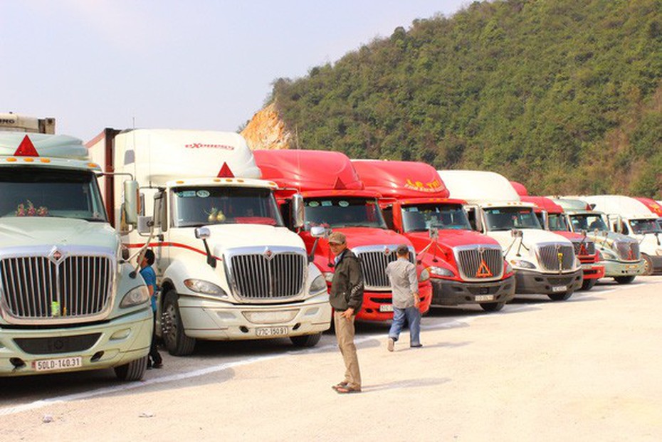 Hàng ngàn tấn nông sản mắc kẹt ở vùng biên, xem xét mở cửa khẩu Hữu Nghị