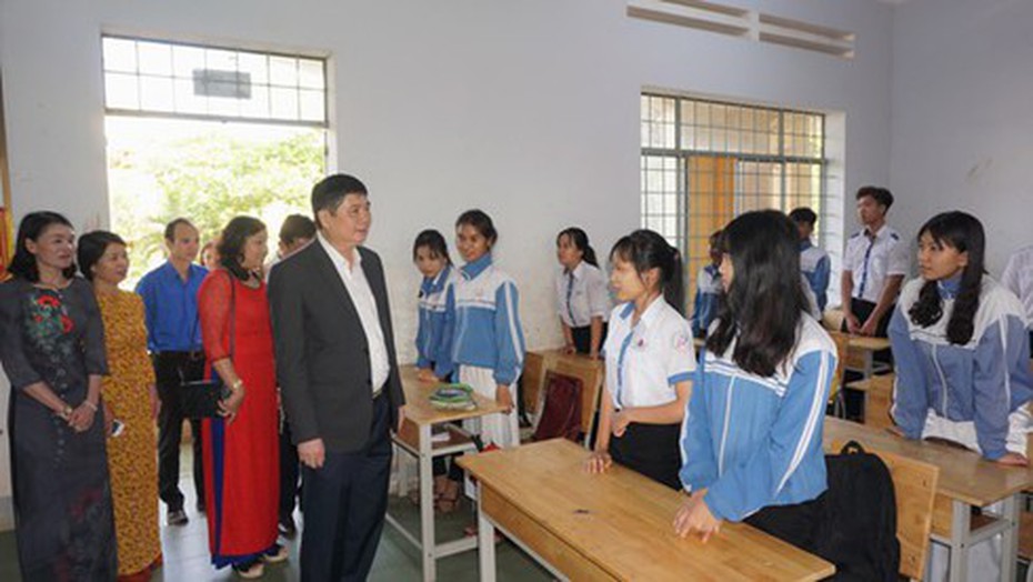 Tây Nguyên: Hàng ngàn học sinh vắng mặt trong đợt đi học trở lại
