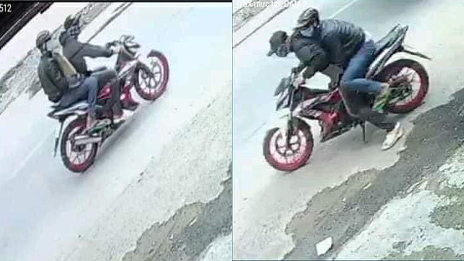 Hé lộ hình ảnh về 2 đối tượng dùng xịt hơi cay để cướp tiệm vàng ở TP.HCM
