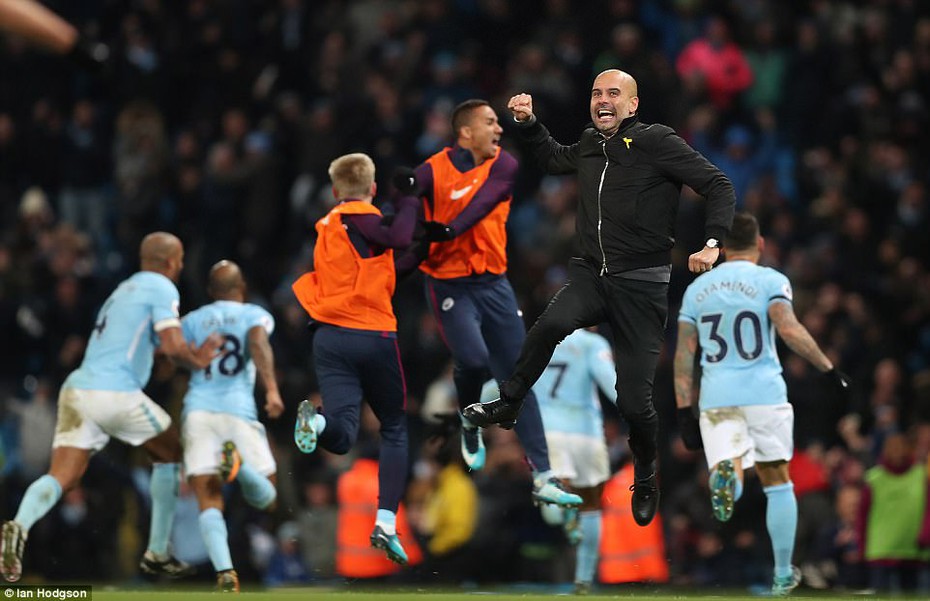 Với Pep Guardiola, Man City đã có Fergie Time