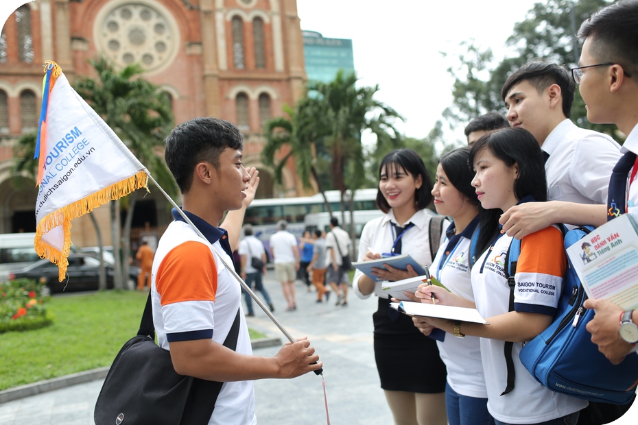 Công ty du lịch gồng mình chống đỡ Covid-19, hướng dẫn viên ngậm ngùi bỏ nghề đi bán hàng online