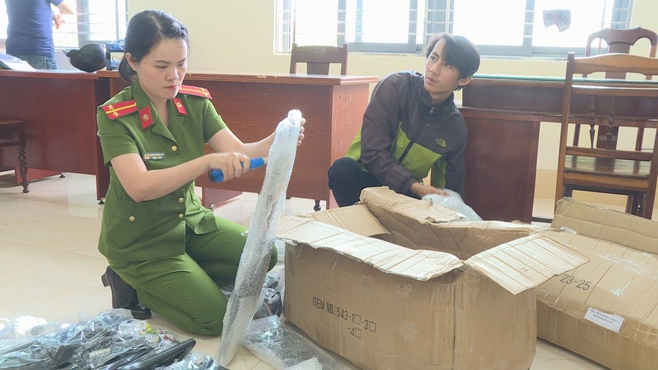 Đắk Lắk: Phát hiện một vụ mua bán súng đồ chơi trẻ em