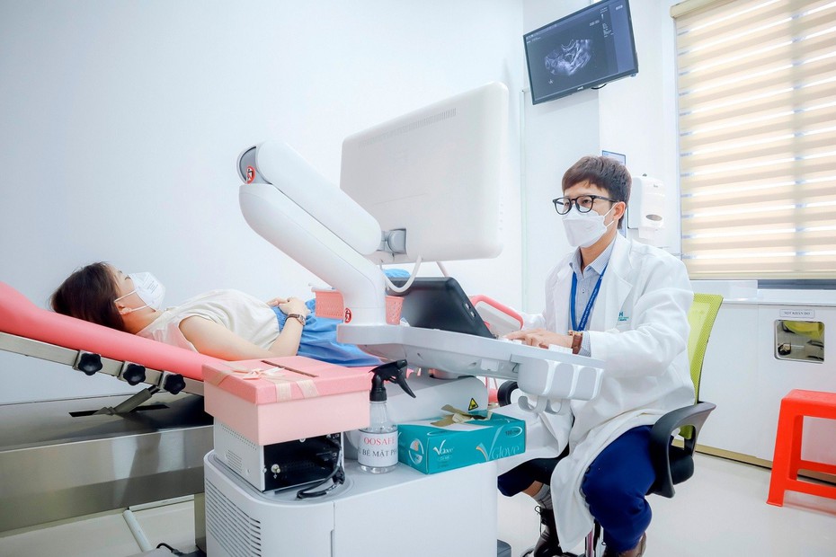 “Ươm mầm hạnh phúc” cho 100 cặp vợ chồng “khát” con