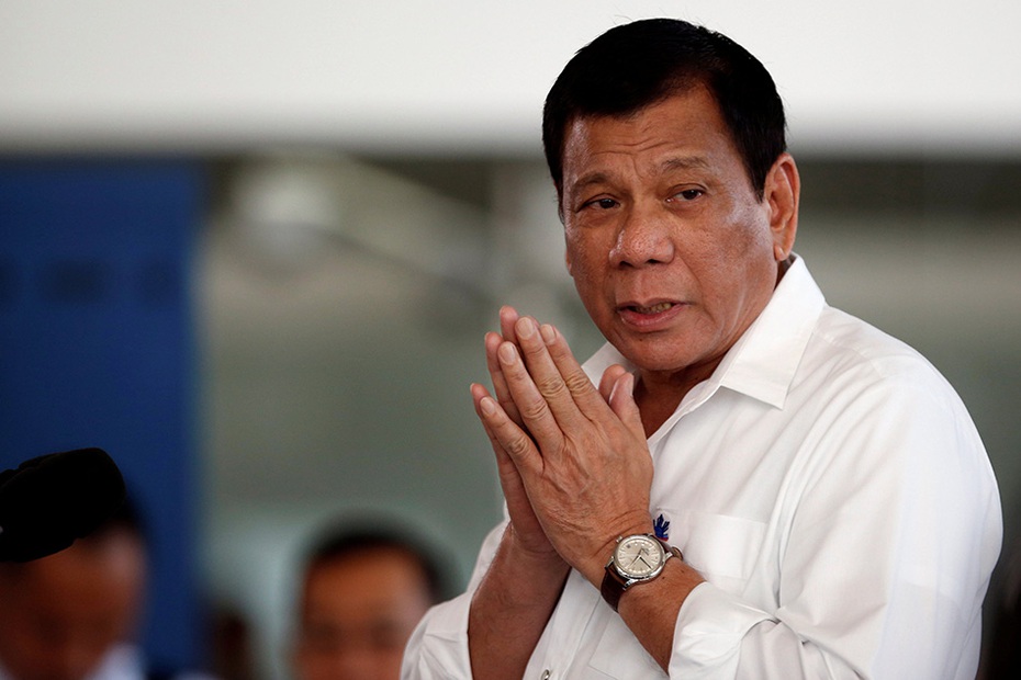 Tổng thống Duterte xoay trục sang Trung Quốc: Mối nguy hại khó lường