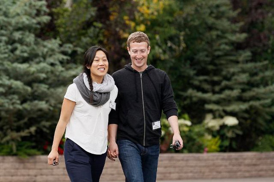 Hé lộ cuộc sống của tỷ phú Facebook, người có tài sản 74 tỷ USD