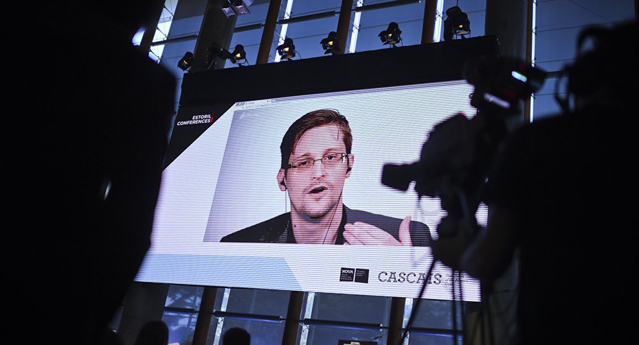 Edward Snowden: Tổng thống Trump quý mến ông Putin hơn bất kỳ ai