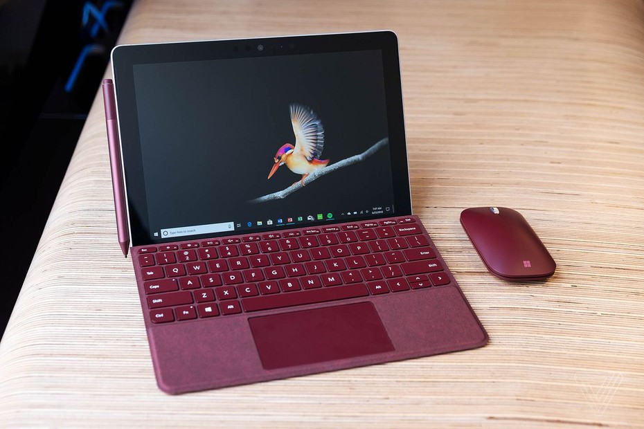 Microsoft ra mắt Surface Go giá 399 USD, "có cửa" trước iPad?