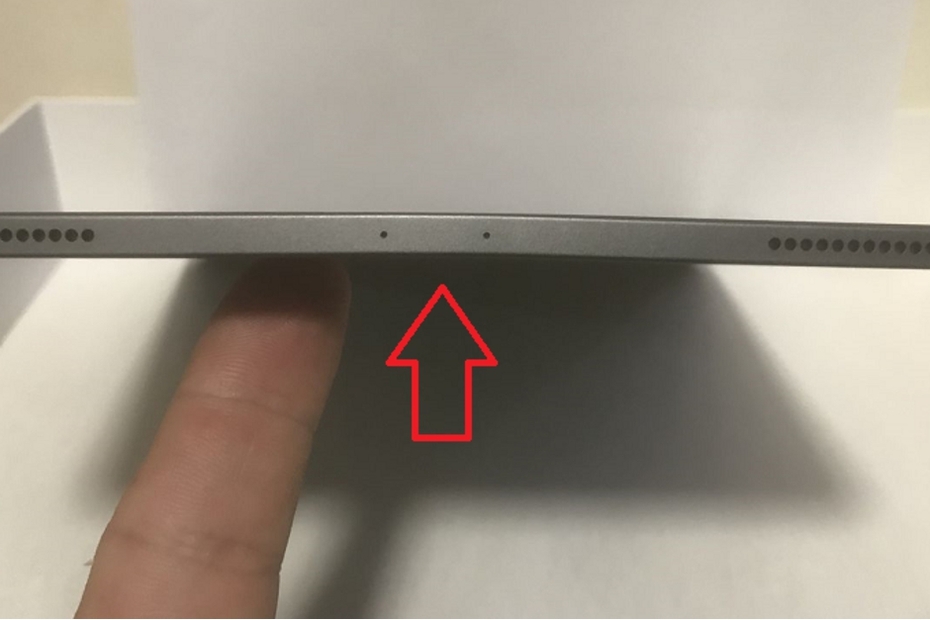 Vừa khui hộp đã gặp cong vênh, nhiều người dùng "tá hỏa" vì iPad Pro