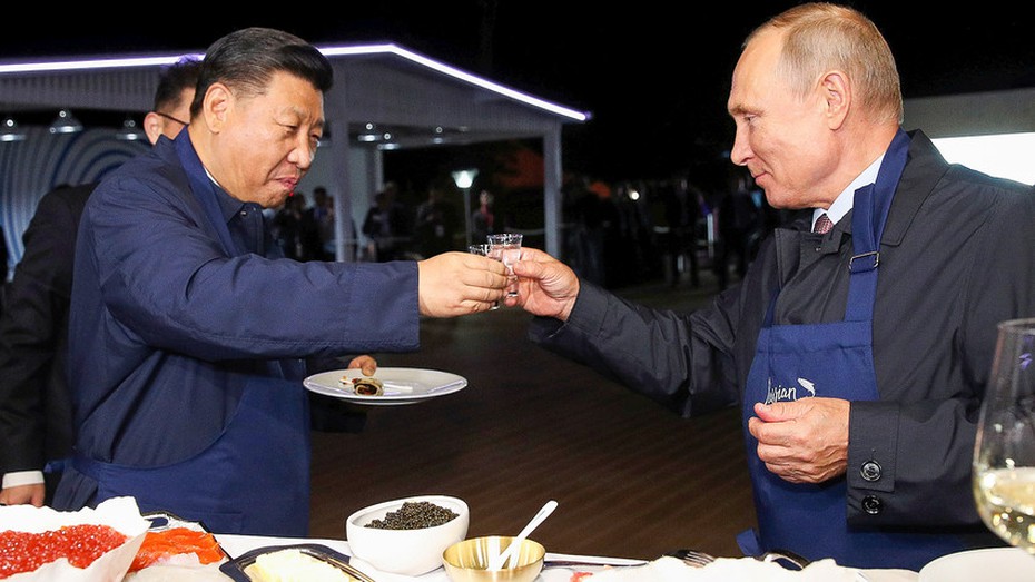 Phong cách ngoại giao gần gũi của Tổng thống Putin với các nhà lãnh đạo phương Đông