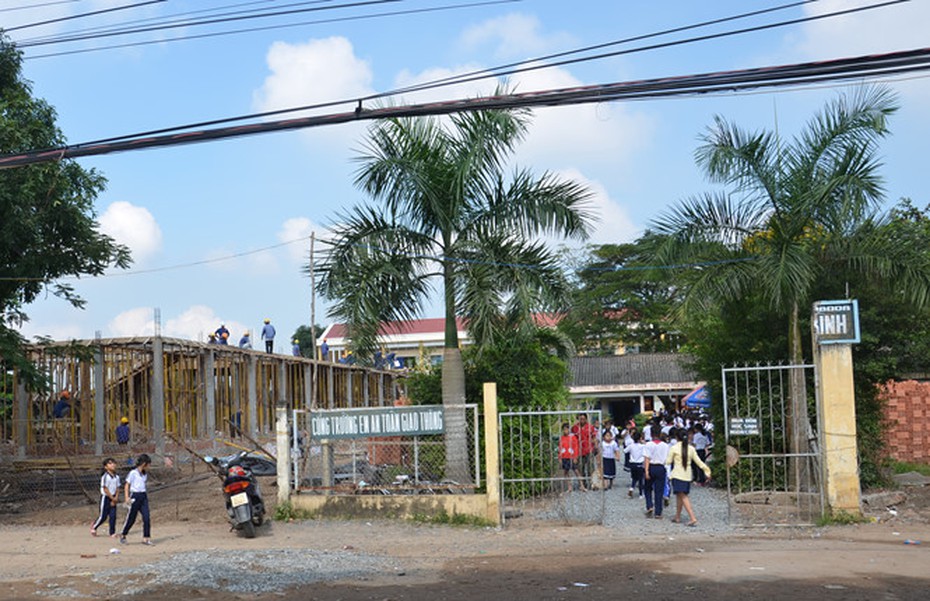 Thầy hiệu trưởng "trong mơ"