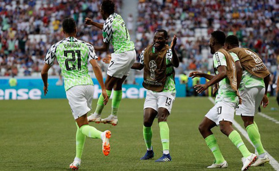 World Cup 2018: “Đại bàng xanh” Nigeria quật ngã những chiến binh Viking