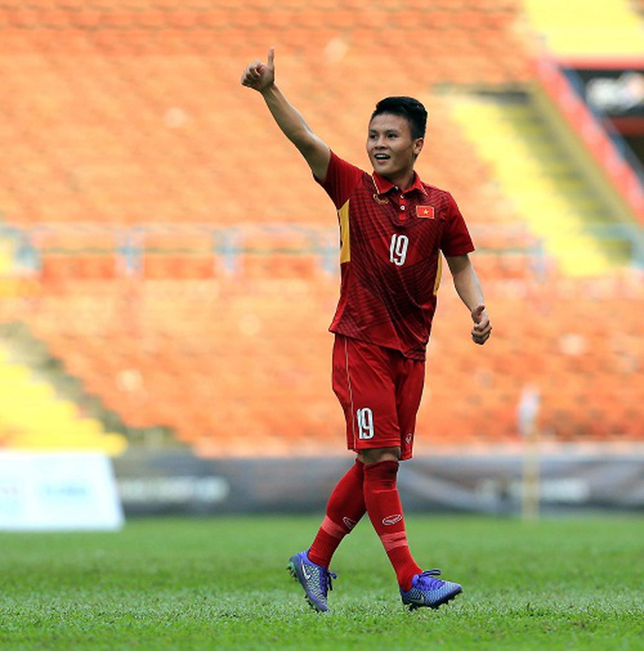 HLV Park thở phào vì chấn thương của Quang Hải không đáng ngại