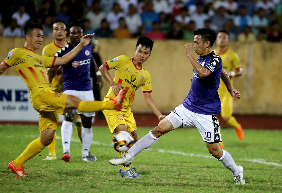 Hà Nội FC bất ngờ thua sốc trước đội bóng nằm trong nhóm đèn đỏ