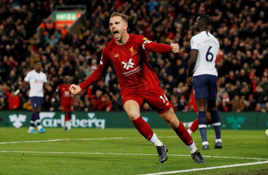 Đánh bại "Gà Trống", Liverpool tiếp tục bất bại tại Premier League