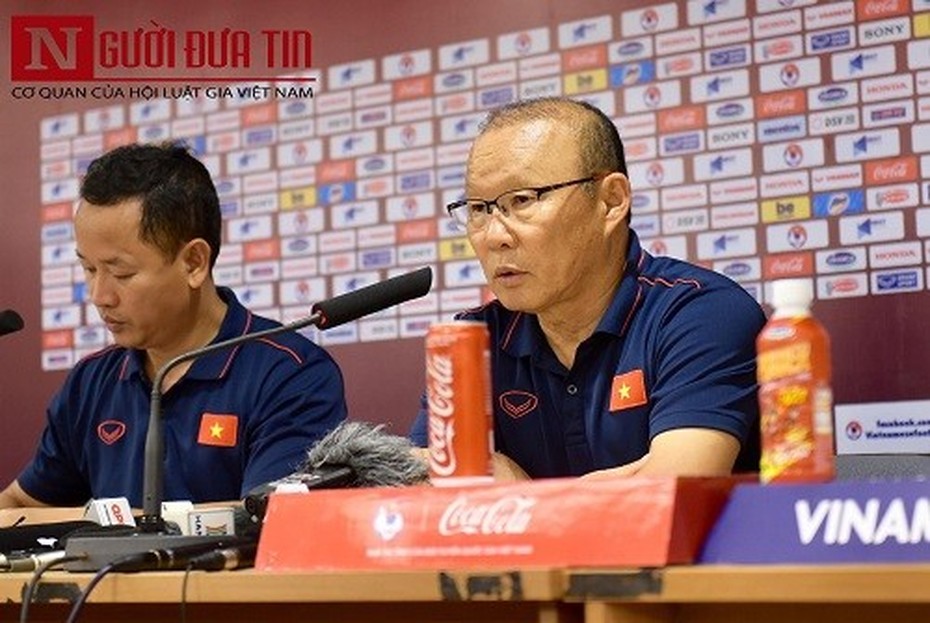 HLV Park Hang-seo: "Giờ là lúc để toàn đội tập trung toàn lực cho trận đấu với Thái Lan"