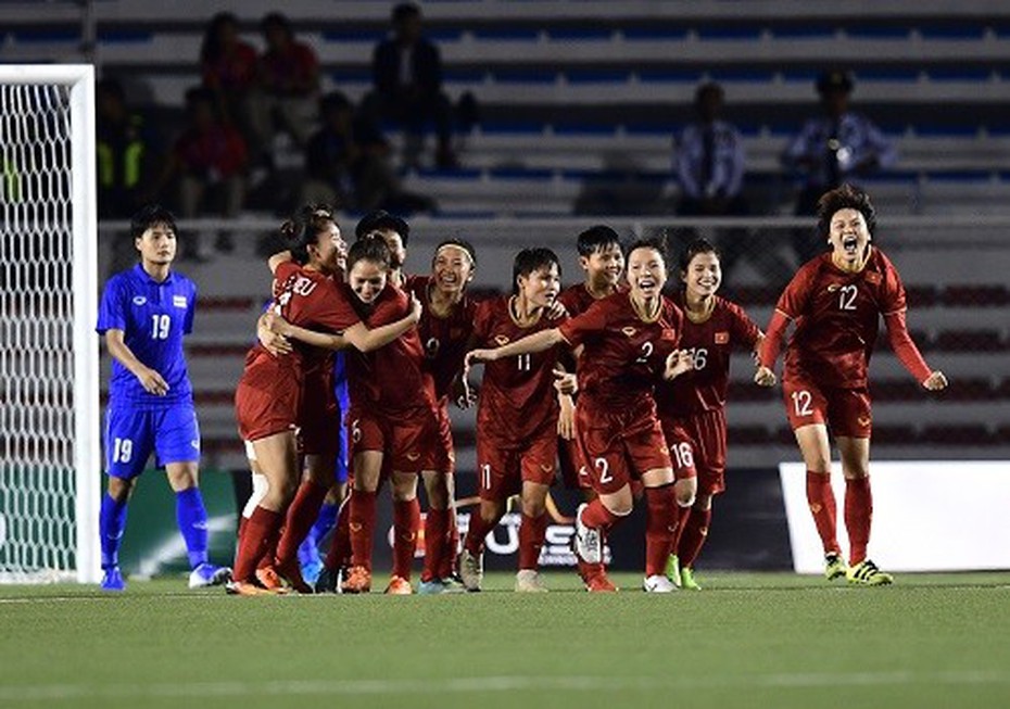 Hải Yến tỏa sáng, thầy trò HLV Mai Đức Chung bảo vệ thành công chức vô địch SEA Games