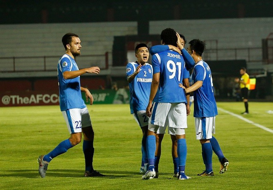 Thi đấu trên cơ, Than Quảng Ninh đại thắng Svay Rieng