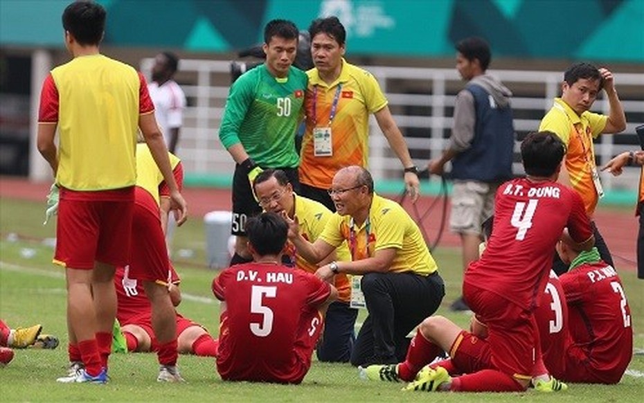 Vòng loại World Cup 2022 và AFF Suzuki Cup: Sự lựa chọn khó khăn của thầy trò HLV Park