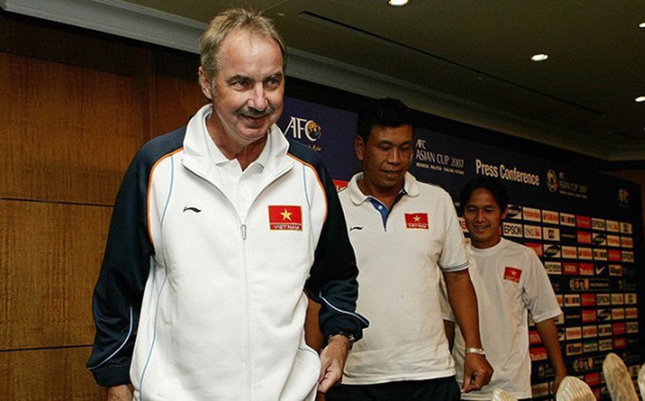 Cựu tuyển thủ Lê Hồng Minh: "HLV Alfred Riedl là người đã cho tôi tất cả"