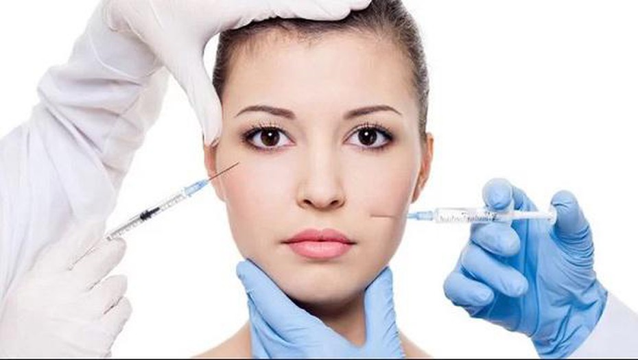 Hà Nội: Tiêm filler làm đẹp, một phụ nữ mặt mũi biến dạng