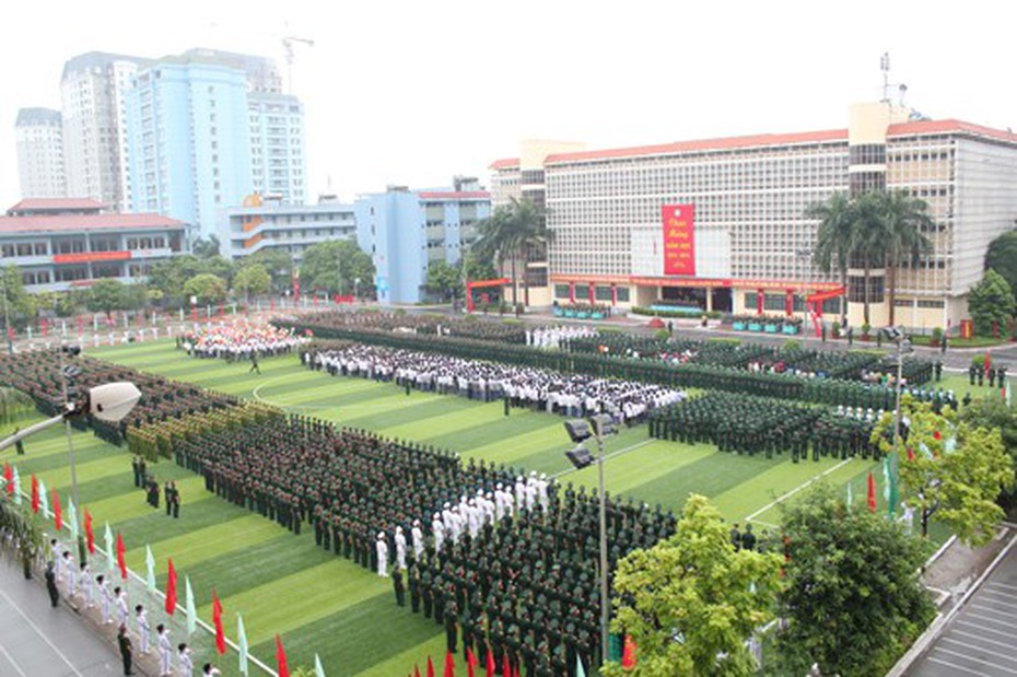 Điểm chuẩn năm 2019 của học viện Kỹ thuật quân sự : Thấp nhất 22.35 điềm với thí sinh nam miền Nam