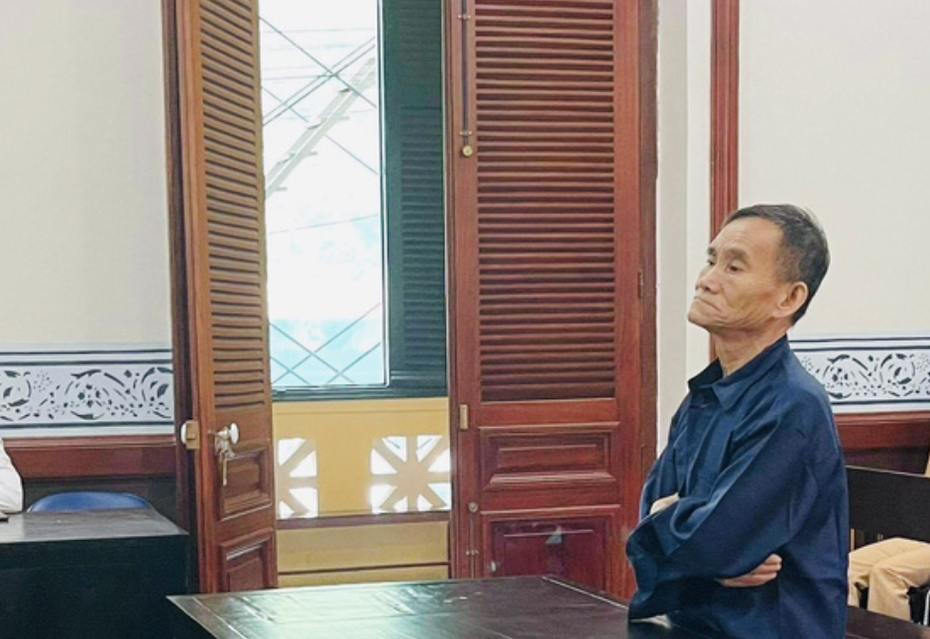 Bị cáo U60 giết người tình trên xe buýt không thoát án tử