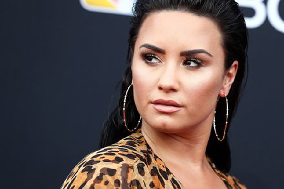 Demi Lovato sốc thuốc: Sự nghiệp ca hát có thể sụp đổ