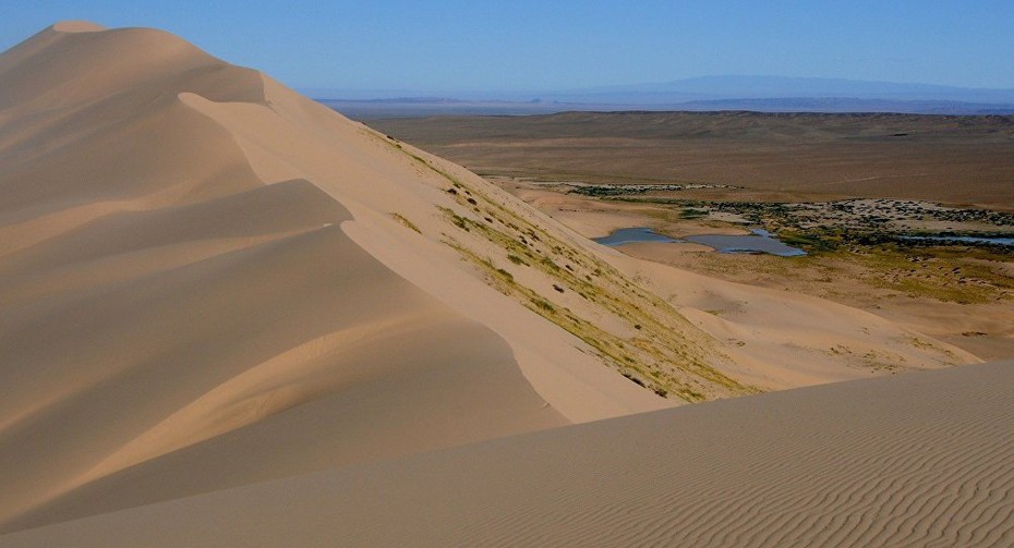 Lộ căn cứ quân sự bí mật giữa sa mạc của Trung Quốc vì Google Earth?