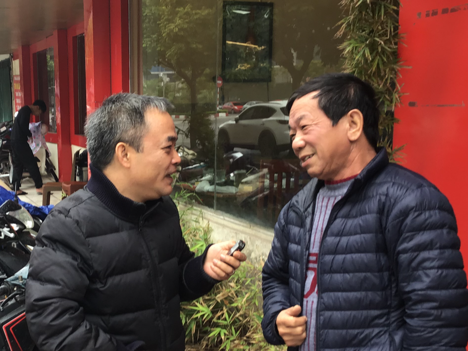 Bình luận viên Đặng Gia Mẫn: “Hãy bán vé bóng đá như bán vé tàu hỏa, tàu bay!”