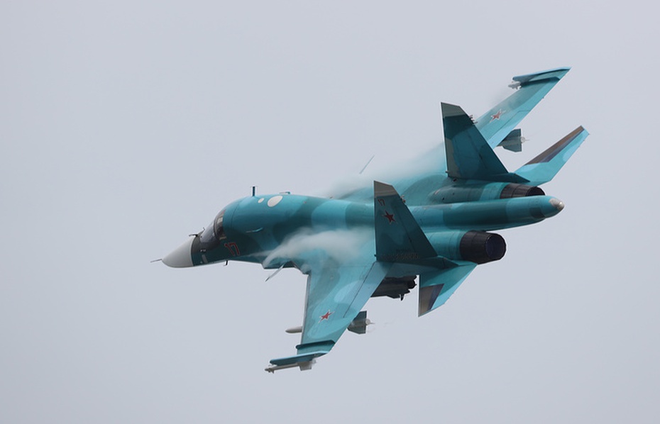 Hai tiêm kích Su-34 của Nga bất ngờ va chạm trên không