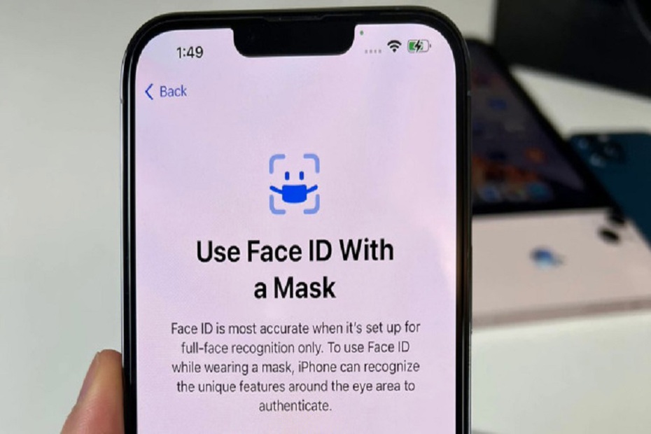 Apple nâng cấp khả năng mở khoá Face ID khi đeo khẩu trang