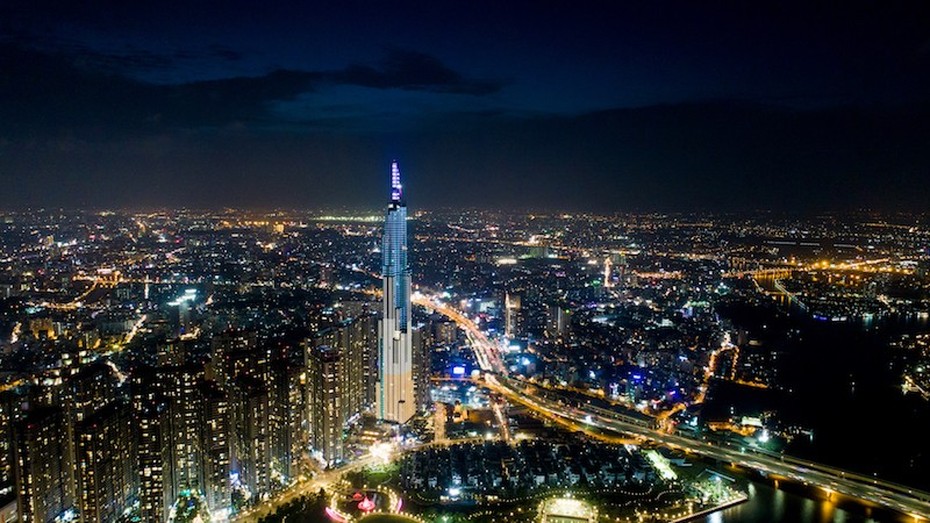 Dàn sao khủng V-Biz hội tụ tại "kinh đô ánh sáng" Vincom Center Landmark 81