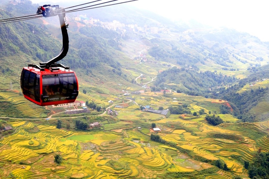 Giải mã hiện tượng "dải lụa vàng" đang gây sốt tại Fansipan