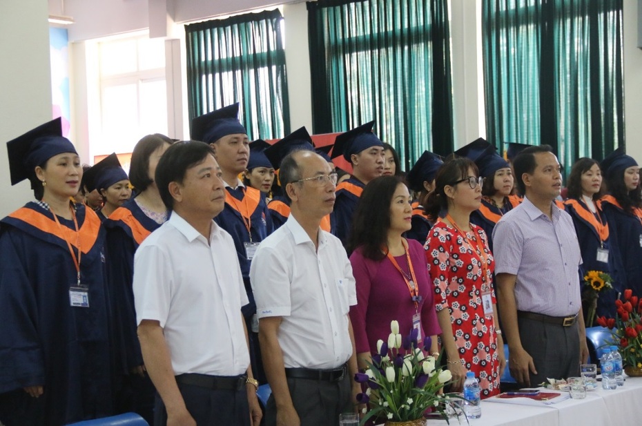 ĐH Đại Nam trao bằng tốt nghiệp Dược sĩ đại học đợt 1 năm 2019 cho học viên liên thông