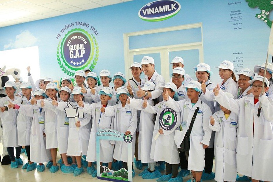 Học sinh hào hứng tự “khám phá” hành trình sữa học đường Vinamilk