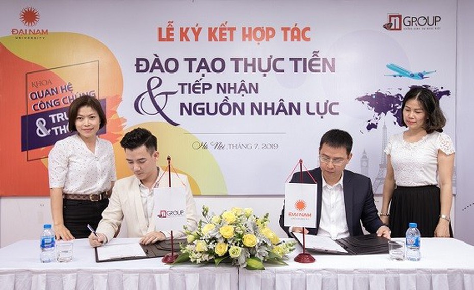 Khoa QHCC&TT Trường ĐH Đại Nam cam kết 100% sinh viên ra trường có việc làm