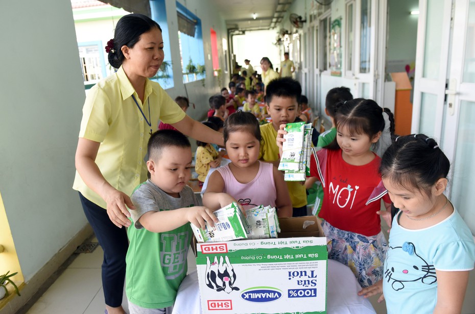 Sữa học đường TP. Hồ Chí Minh: Chương trình nhân văn đem lại nhiều niềm vui cho con trẻ