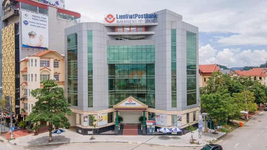 LienVietPostBank sẽ là ngân hàng đầu tiên được HoSE chấp thuận chuyển sàn trong năm 2020