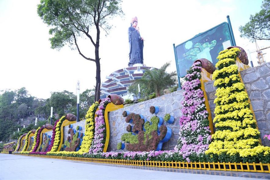 Vì sao Núi Bà Tây Ninh là "điểm phải đến" Tết Tân Sửu?