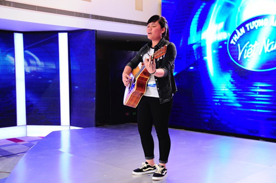 Vietnam Idol 2015: Thí sinh hát hit Sơn Tùng MTP 'bật' giám khảo