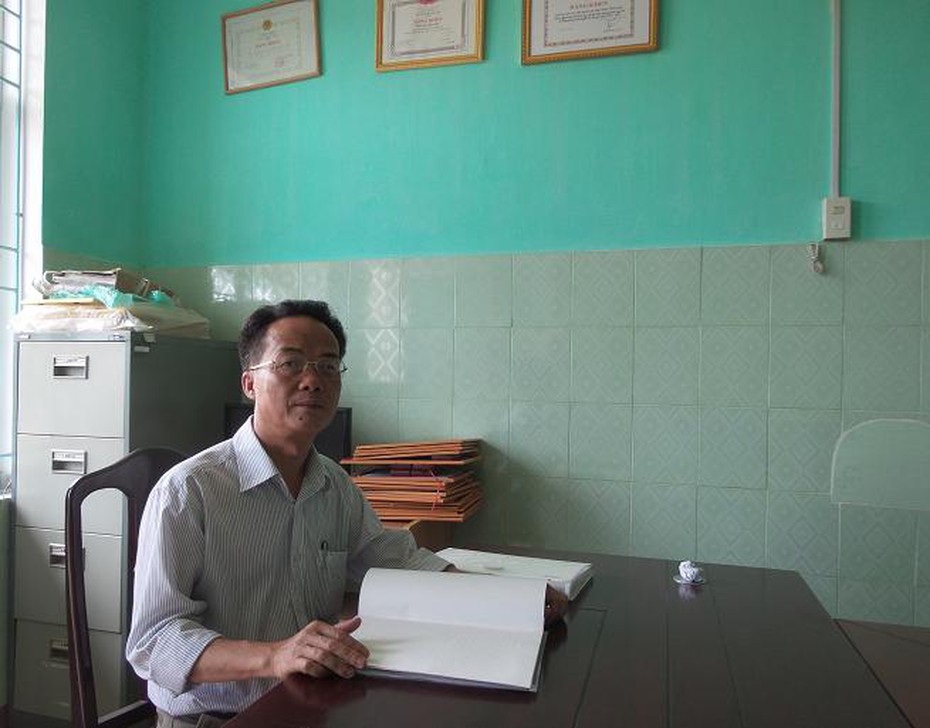 Độc đáo mành tre đan “Made in Huế” của người khiếm thị