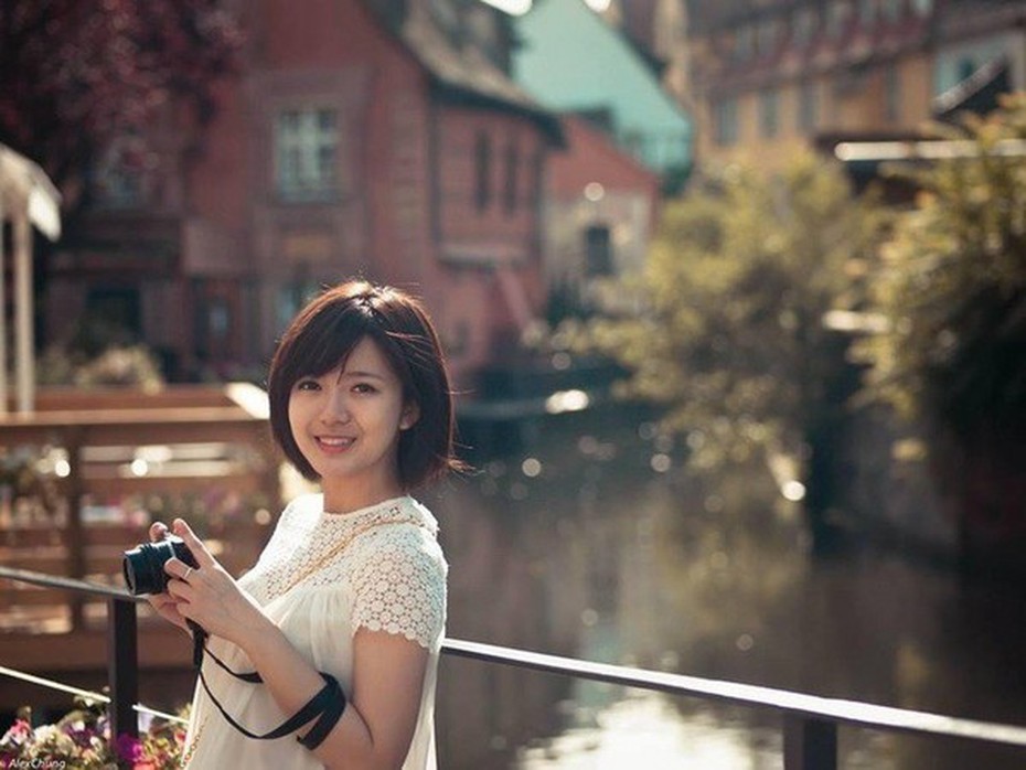 Hot girl MU Tú Linh khiến cư dân mạng Trung Quốc phát sốt