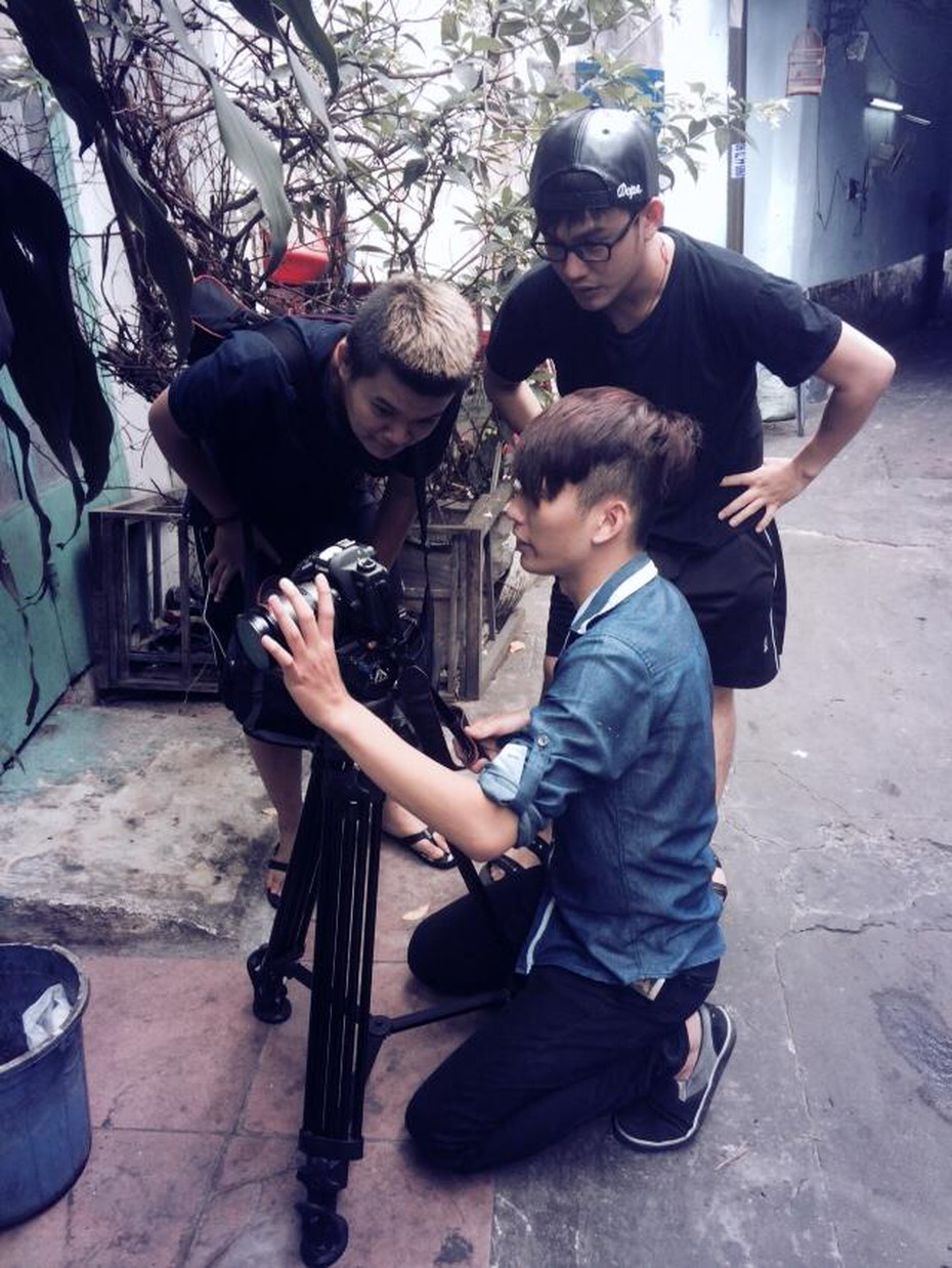 Gặp chàng đạo diễn của loạt clip lay động triệu trái tim
