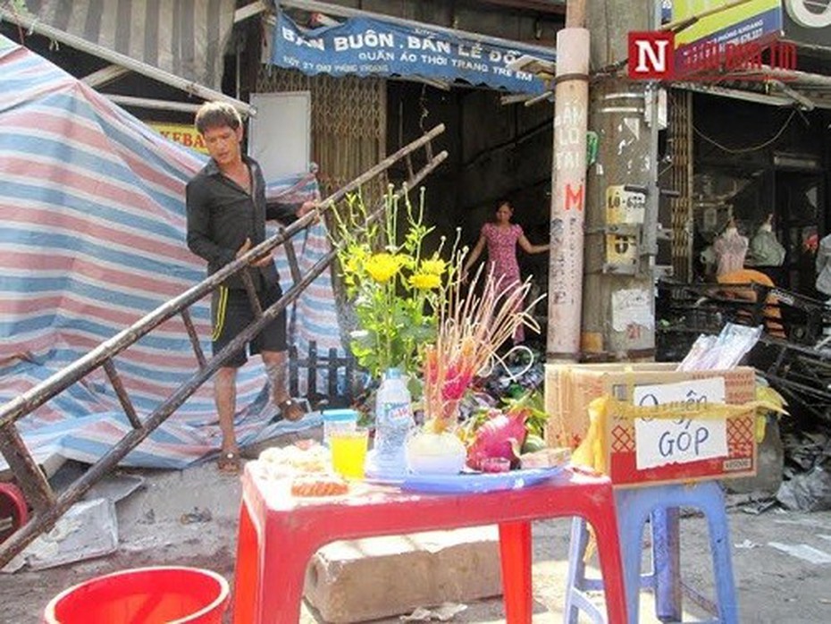Cháy chợ Phùng Khoang: Gia cảnh khốn cùng của người còn sống