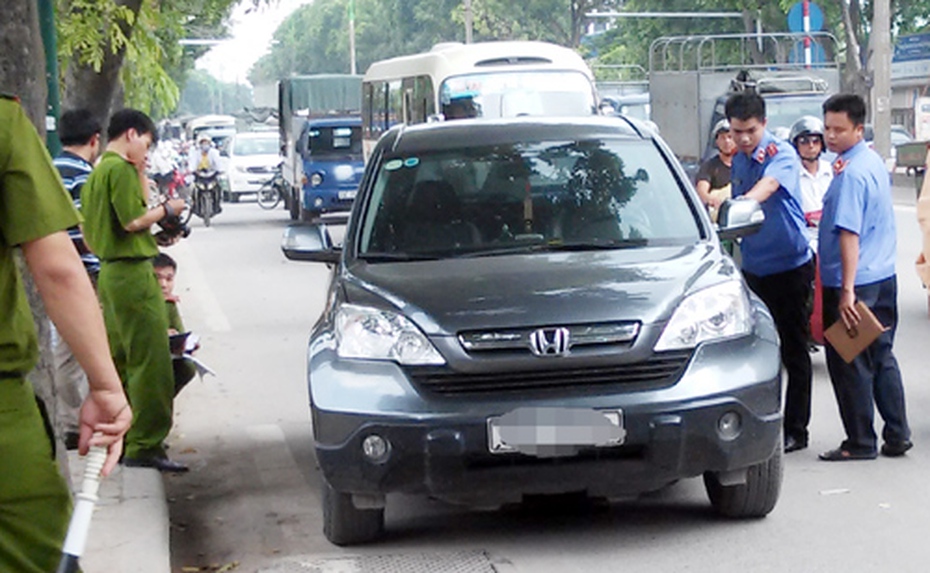 Hôm nay xử nguyên Phó ban tổ chức quận ủy tội giết người